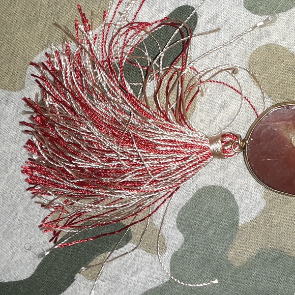 KUNG FU MEDALLION MINT CONDITION - Picture 4 of 5